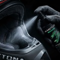 zestaw-do-czyszczenia-kaskow-mr-motus-helmet-cleaner4.jpg